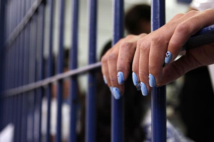 Resultado de imagem para População carcerária feminina cresce 700% em dezesseis anos no Brasil