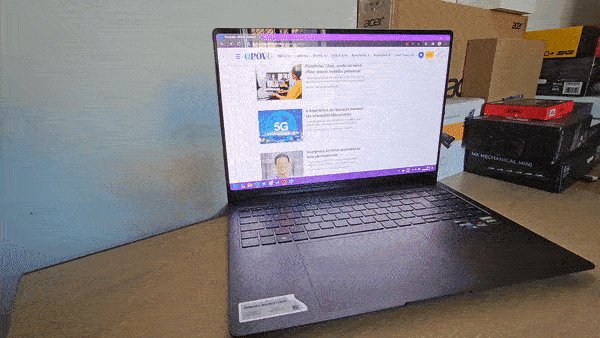 Tampa do Samsung Galaxy Book3 Ultra pode ser aberta usando apenas um dedo