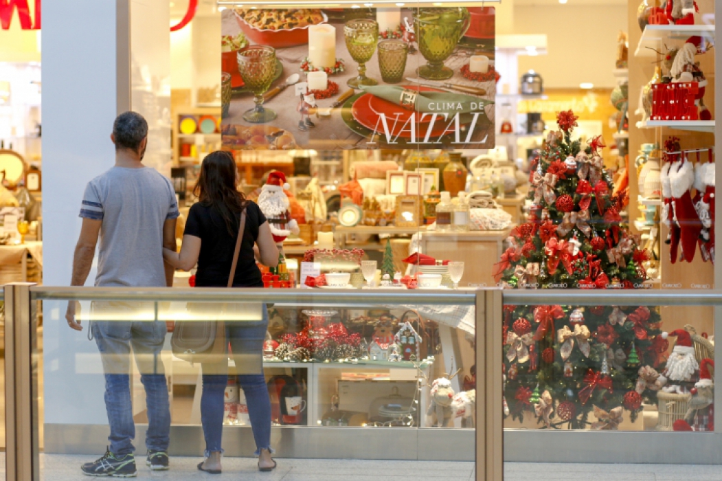 Shoppings de Fortaleza estão otimistas e apostam nas campanhas promocionais para aumentar as vendas no Natal (Foto: AURELIO ALVES)
