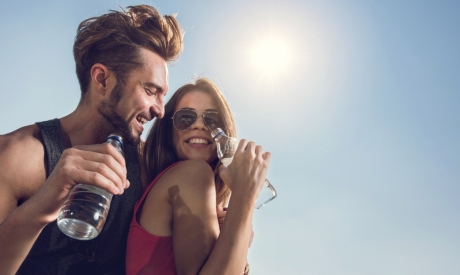 Beber água de qualidade faz bem pra saúde 