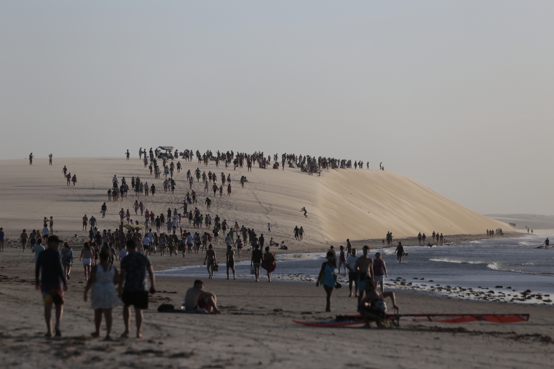 ￼Medidas buscam evitar aglomerações no litoral do Ceará (Foto: AURELIO ALVES)