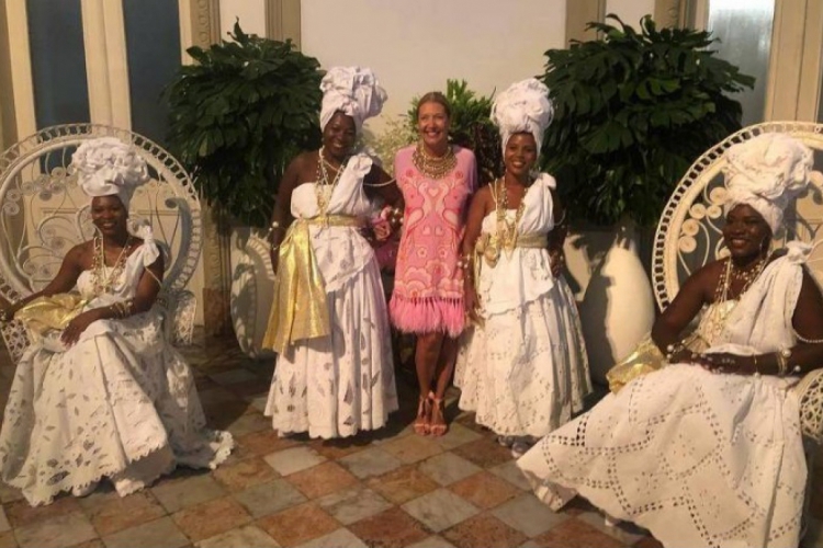 Donata Meirelles em festa de 50 anos (FOTO: Reprodução)