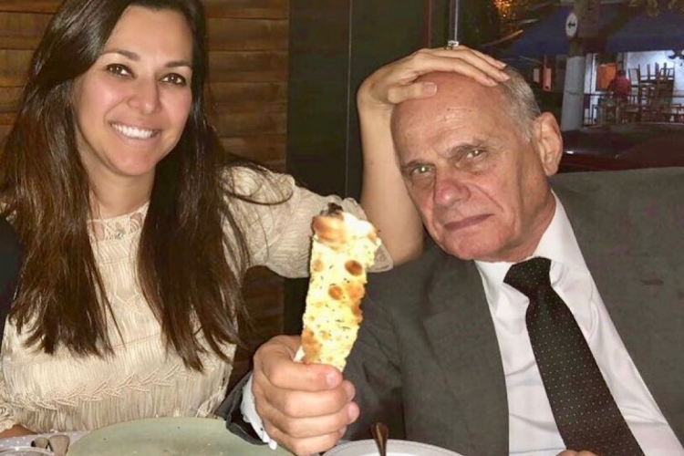 Veruska Seibel comemorou ter encontrado aliança de Boechat. (Foto: Reprodução/Instagram)