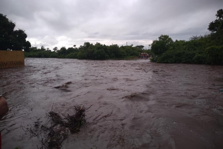 O distrito de Timonha, a 40 km da sede do município, foi o mais atingido pelas precipitações. (Foto: Via WhatsApp O POVO)