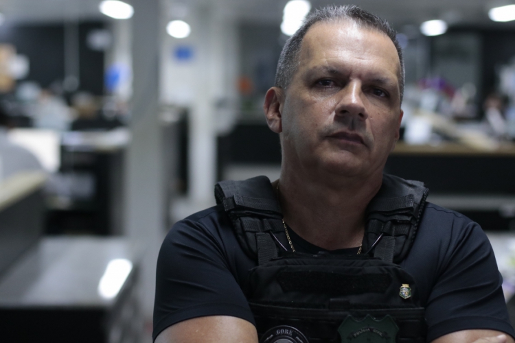 O secret&aacute;rio Mauro Albuquerque concedeu entrevista &agrave; r&aacute;dio O POVO CBN na manh&atilde; desta ter&ccedil;a-feira, 19 (Foto: Gustavo Simao/Especial para O POVO)