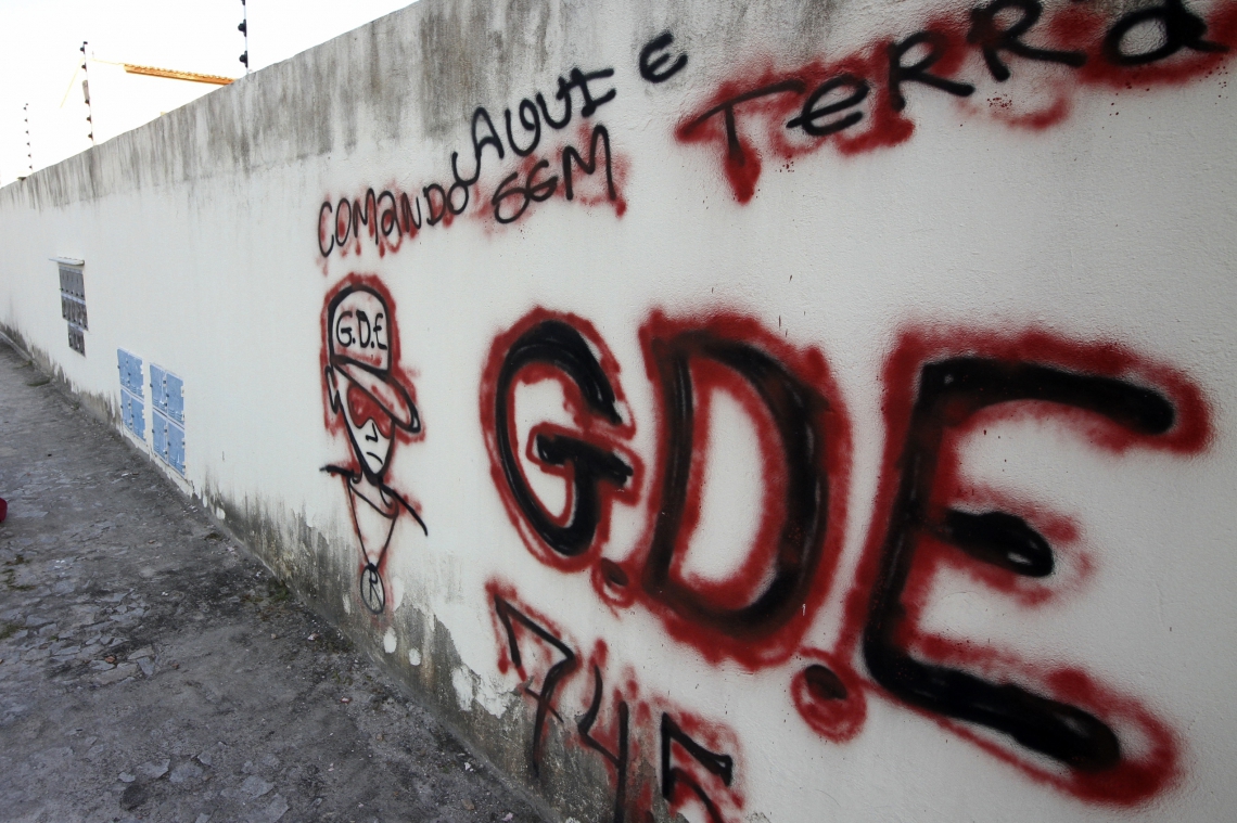  Pichação em muro com a sigla GDE
 (Foto: Mateus Dantas em 25-04-2017)