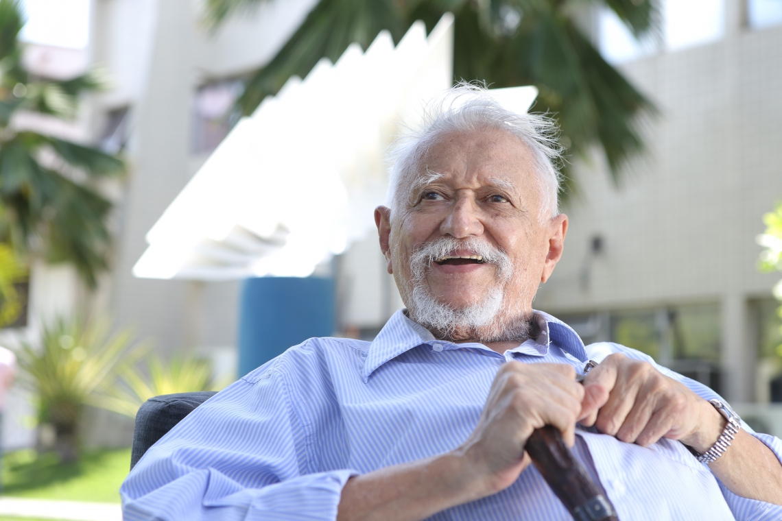 Sérvulo Esmeraldo - O menino do Crato faz 90 anos | VidaEArte | OPOVO+