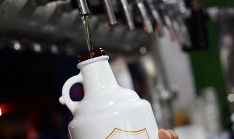 Desenvolvidas por um processo mais cuidadoso, em menor escala, as cervejas artesanais focam na qualidade, sabor e respeito à fermentação e maturação 