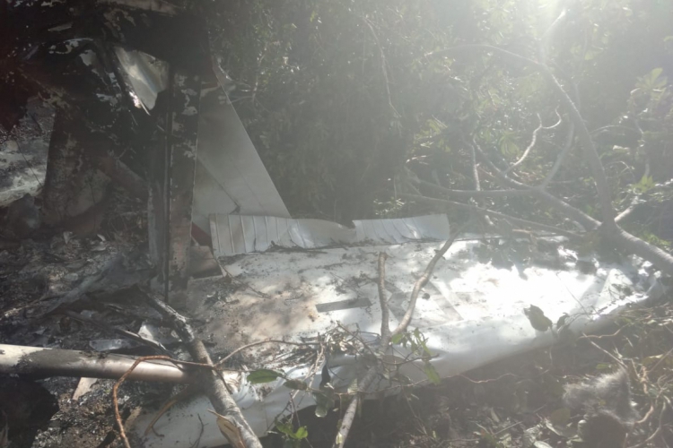 Aeronave ficou destruída
