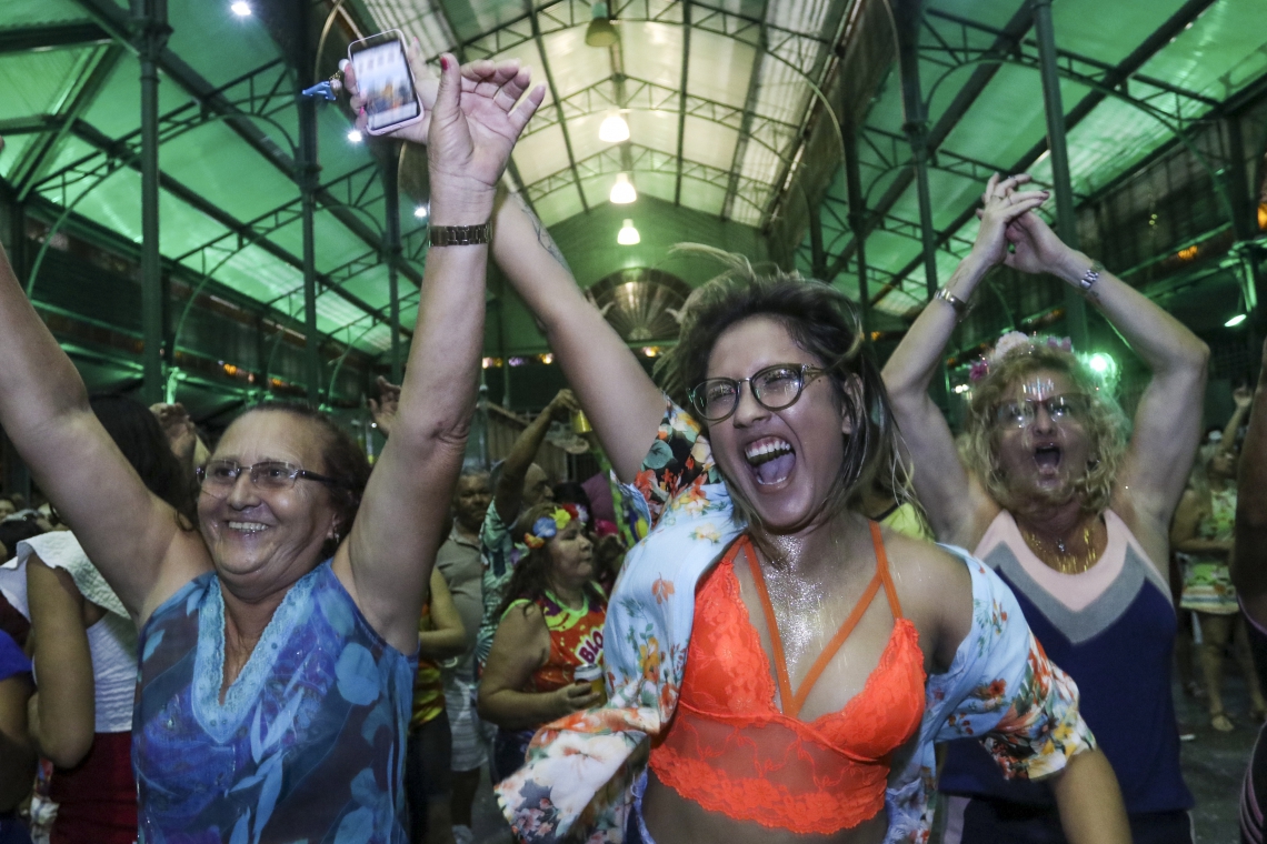 FORTALEZA, CE, BRASIL,  02-03-2019: Carnaval no mercado da Aerolândia. (Foto: Alex Gomes/O Povo)