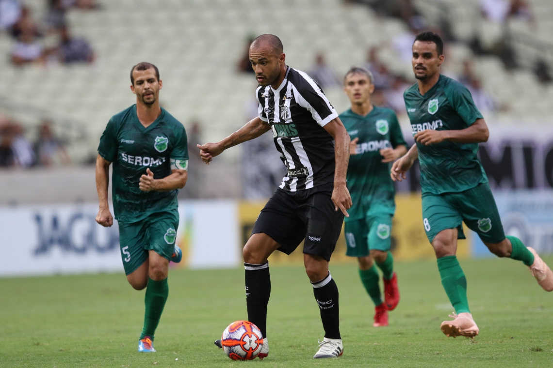 Ceará e Floresta se enfrentarão na semifinal. No primeiro duelo entre ambos, o Alvinegro goleou por 4 a 0