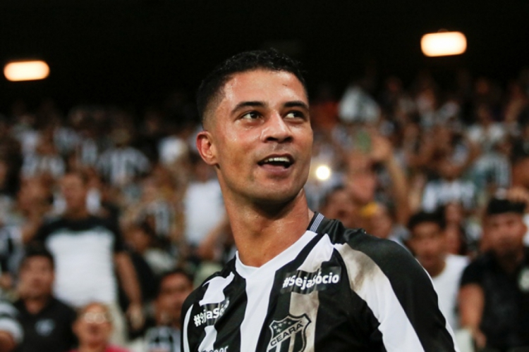 Atacante Ricardo Bueno é o artilheiro do Vovô em 2019, com 10 gols marcados(foto: JÚLIO CAESAR)