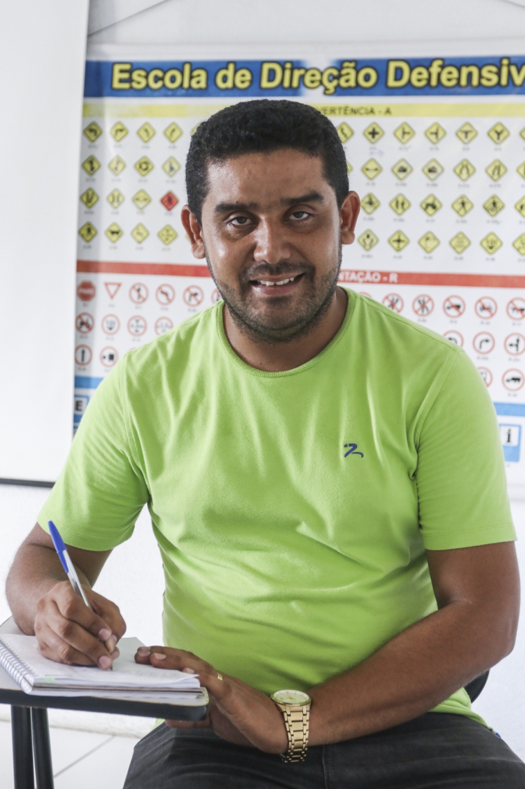 Julio Nobre teve sua habilitação retida por um ano, fez um curso de reciclagem e recebeu uma nova CNH