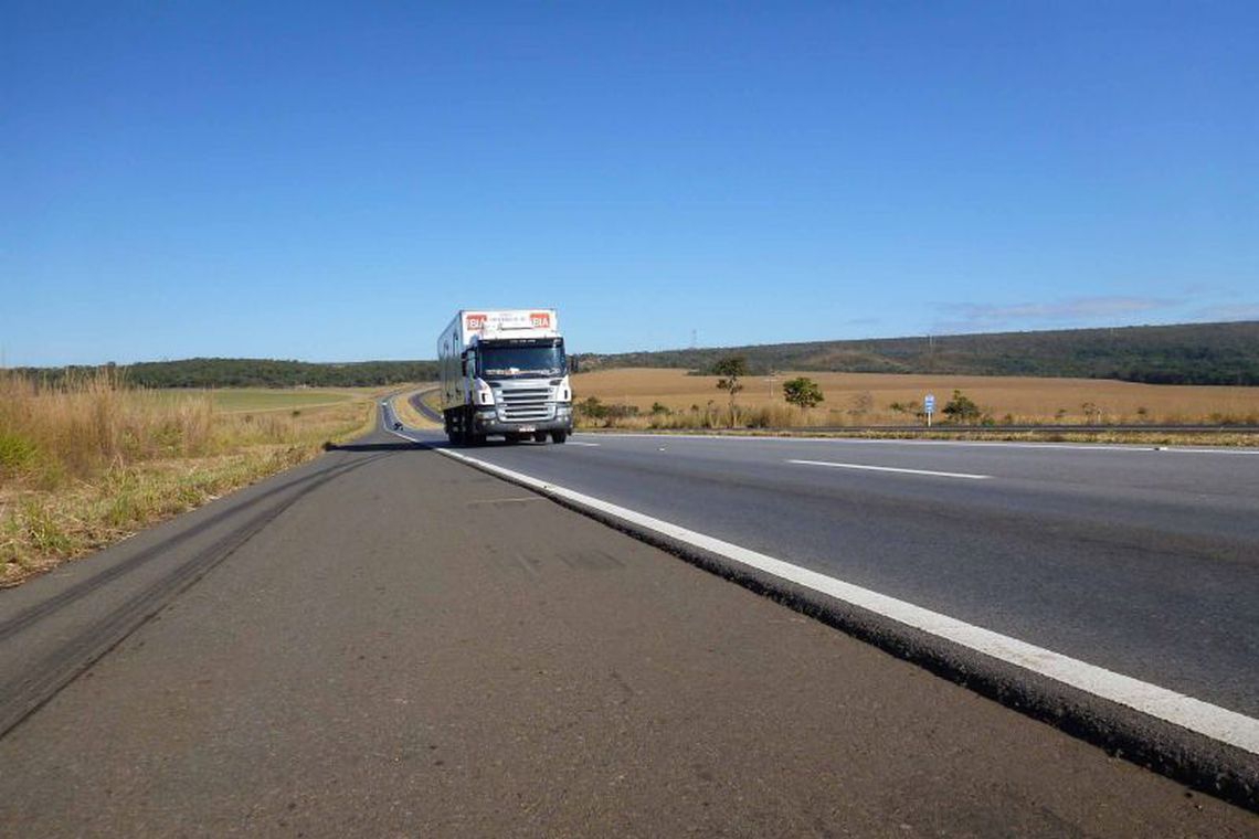 Bolsonaro anuncia revisão do modelo de fiscalização da velocidade nas estradas (Foto: CNT/DIVULGAÇÃO)