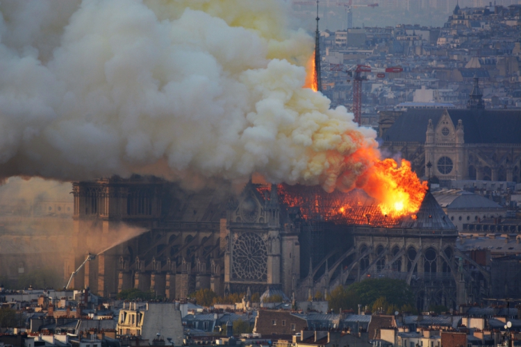 Incêndio da catedral de Notre-Dame, em 15 de abril de 2019