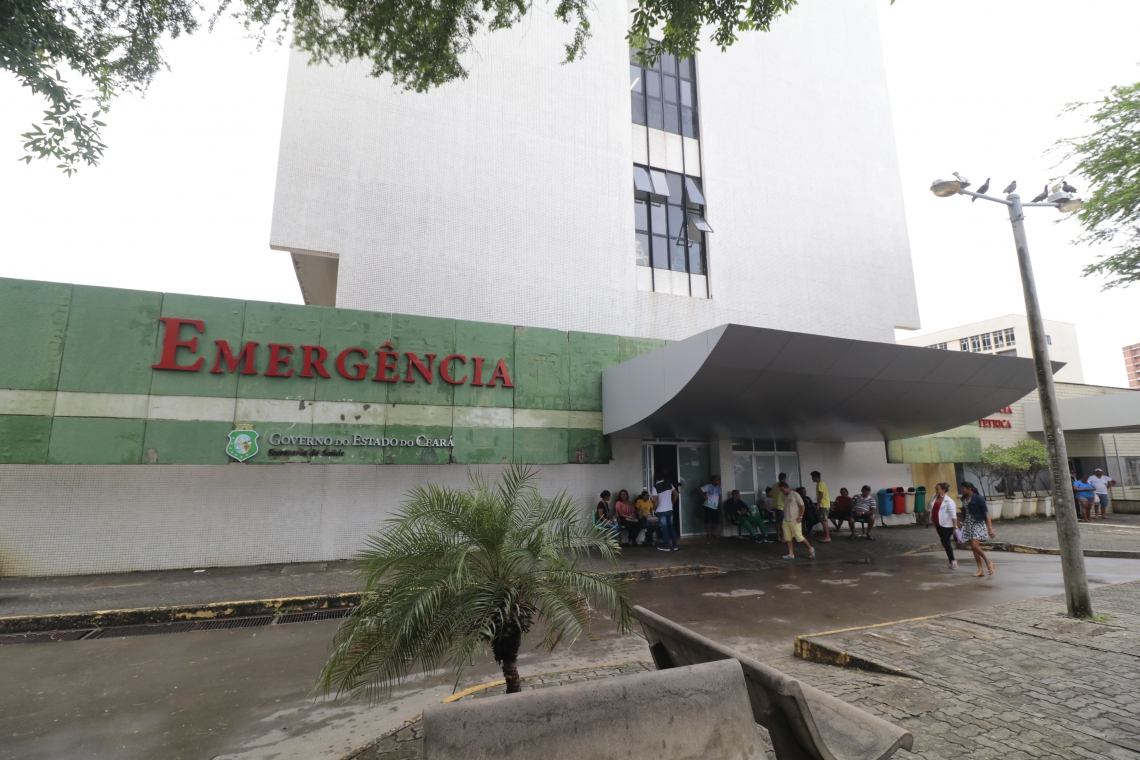 FORTALEZA, CE, BRASIL, 25-04-2019: Fachada do Hospital Geral de Fortaleza no bairro Papicu. Obras inacabadas em equipamentos públicos em Fortaleza. (Foto: Júlio Caesar/O POVO)