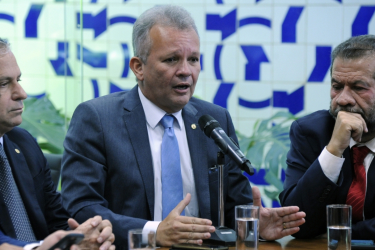 Andr&eacute; Figueiredo &eacute; deputado federal pelo PDT do Cear&aacute;