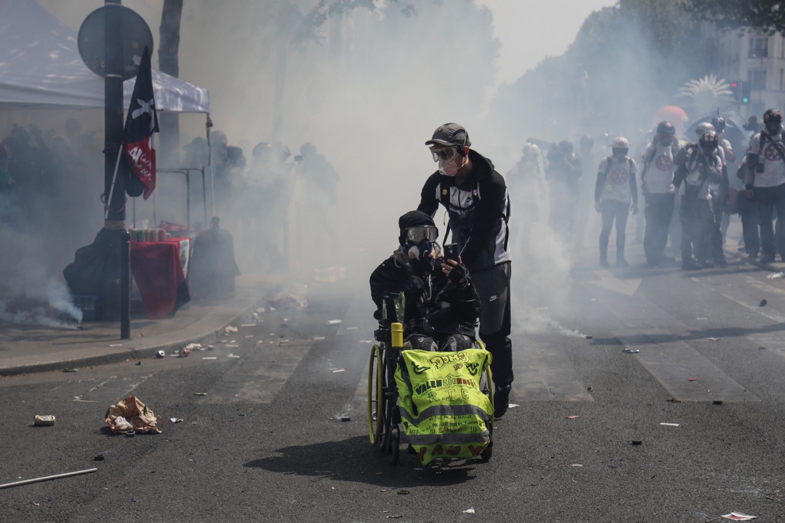 Protestos em Paris foram reprimidos