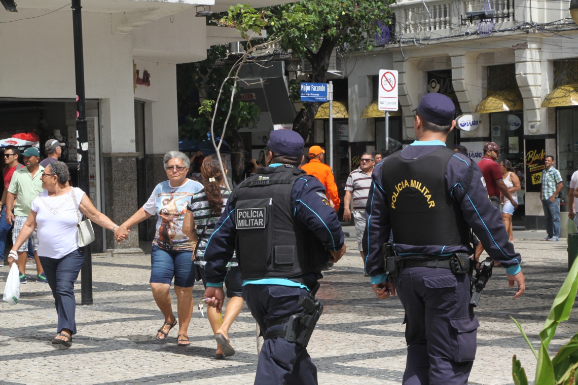 ￼ Tensão nas ruas e cultura de violência prejudica saúde dos policiais (Foto: Mauri Melo)