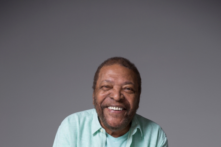 Segundo cantor, posicionamentos do presidente incentivam atos preconceituosos 