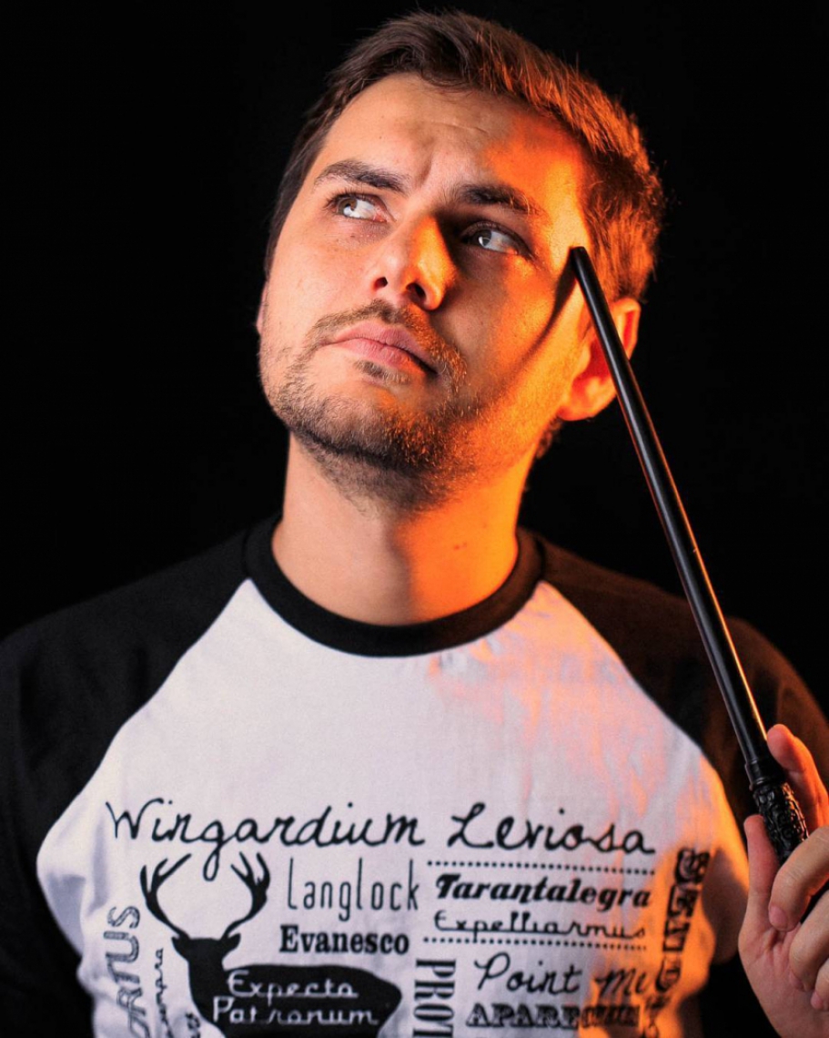 O dublador Charles Emmanuel participa do Dia do Orgulho Nerd do Shopping Riomar Kennedy