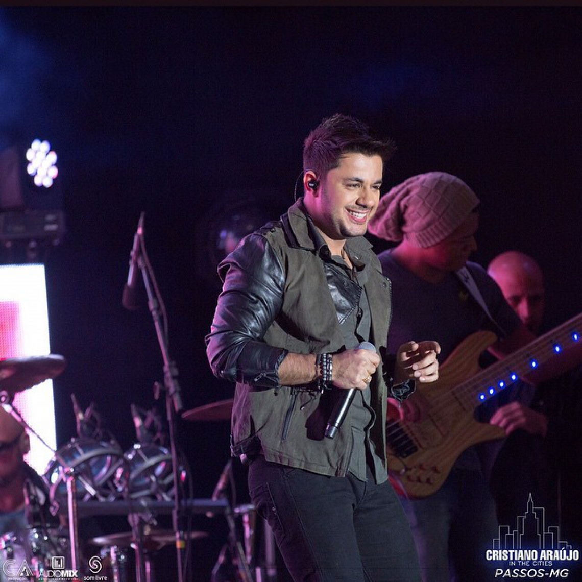 Cantor Cristiano Araújo.