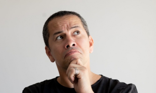 Edmilson Filho é ator do teatro, da televisão e do cinema (Foto: Divulgação )