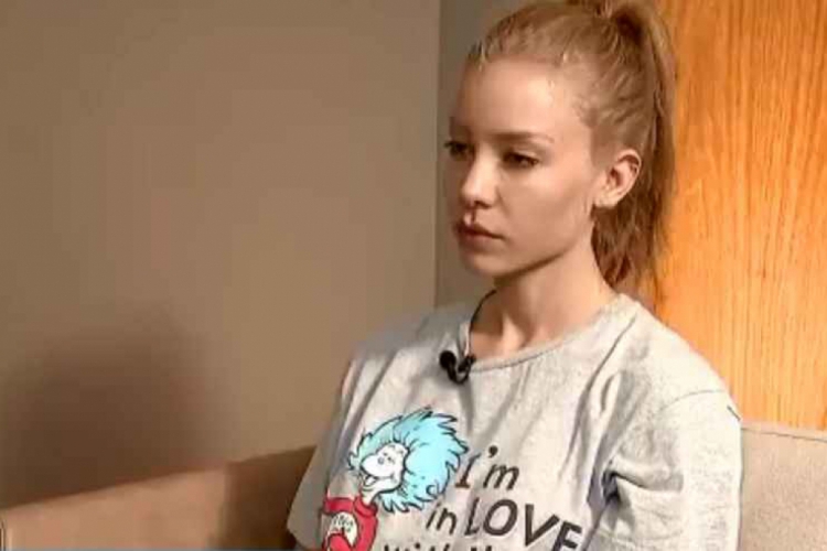 Fui vítima de estupro. Agressão juntamente com estupro, declarou Najila ao SBT(foto: Reprodução/SBT)