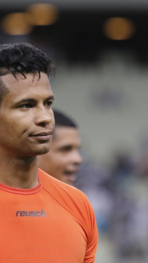 Goleiro Diogo Silva é última barreira defensiva do Ceará
 (Foto: FCO FONTENELE)