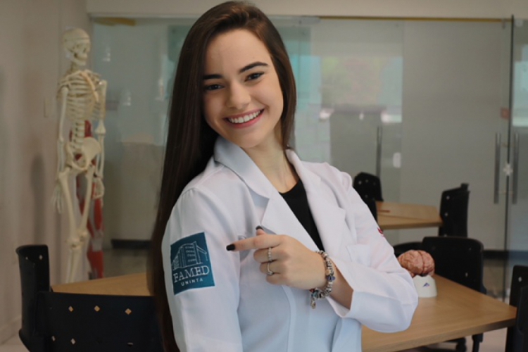 Curso de Medicina da Uninta recebeu nota m&aacute;xima do MEC (FOTO: Suyla Marques)(foto: Suyla Marques)