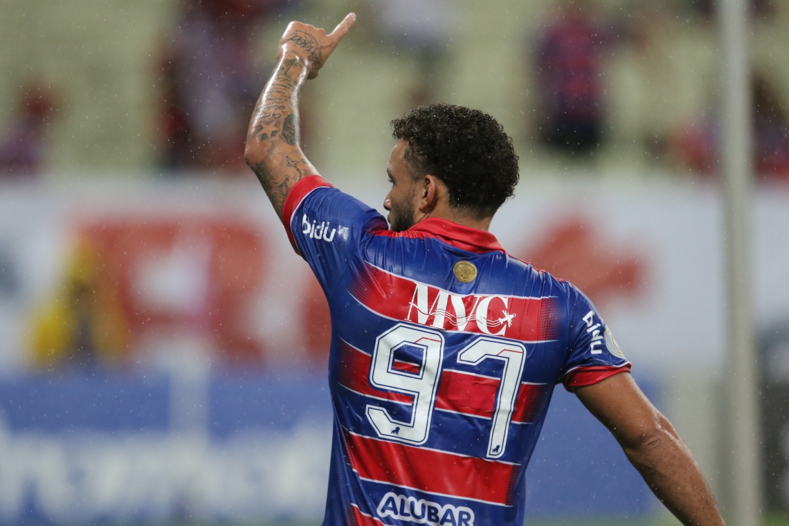 André Luis é dúvida na partida; caso jogue, tem grandes chances de ser titular (Foto: Fabio Lima)