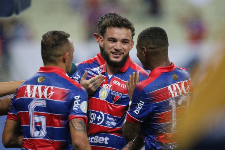 Fortaleza é o atual 14° colocado na tabela da Série A.  (Fotos: Fabio Lima/O POVO)(foto: Fabio Lima)