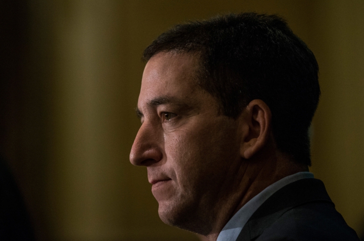 Liminar impede que Glenn Greenwald seja investigado ou responsabilizado por receber, obter ou publicar informações