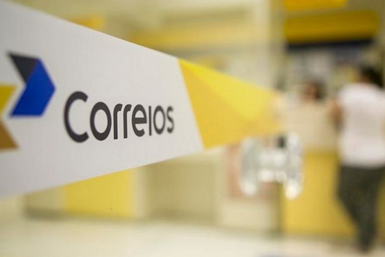 ￼Funcion&aacute;rios dos Correios podem intensificar greve diante da suspens&atilde;o do acordo...