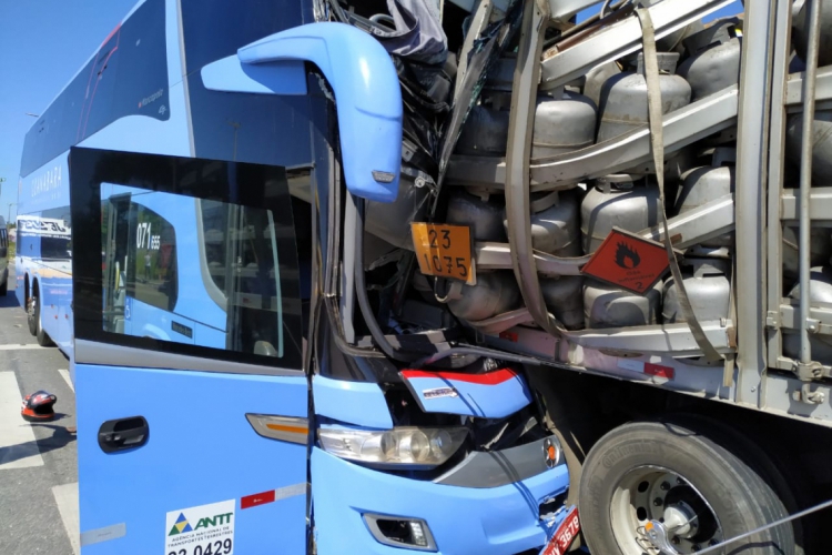 Acidente ocorreu nesta manhã em Horizonte(foto: PRF)