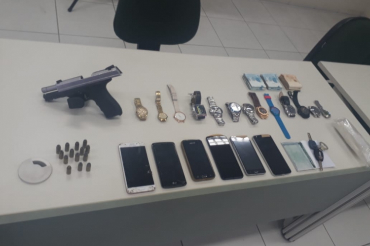 Material apreendido com os acusados (foto: Leonardo Maia/ Especial para O POVO)