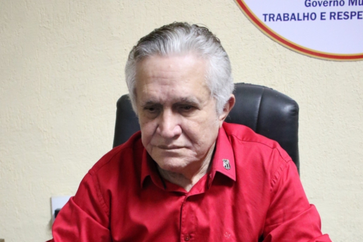 José Hilson é médico(foto: FABIO LIMA/O POVO)