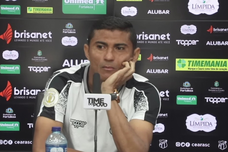 Quixadá deu entrevista coletiva pela primeira vez desde sua volta aos gramados (foto: Reproduç�...