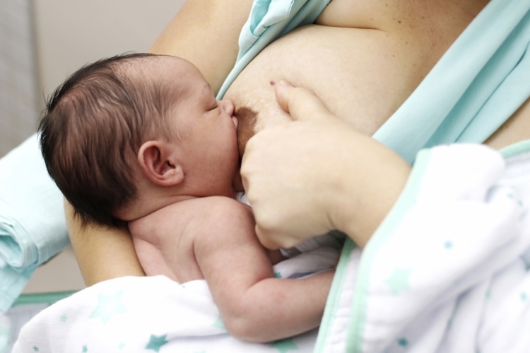 Entre as menores de seis meses, o índice de amamentação exclusiva é de 45,7%. Já nas menores de quatro meses, de 60%