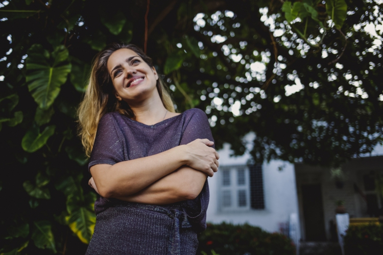 JOANA Limaverde, atriz há 30 anos, agora segue os passos do pai e canta 