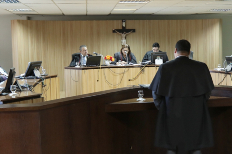 Desembargadores comemora a economia(foto: Reprodu&ccedil;&atilde;o/TJCE)