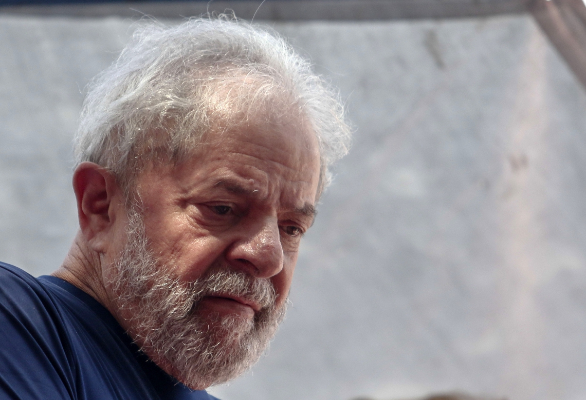  Lula no dia em que foi preso, em abril de 2018