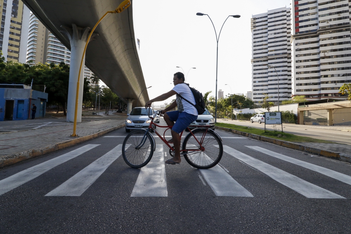￼CAMPANHA educativa alerta sobre riscos da alta velocidade no trânsito (Foto: Alex Gomes/ Especial para O POVO)