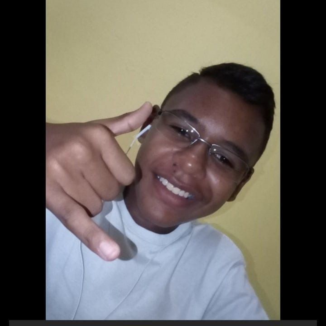 Juan Ferreira dos Santos, 14 anos, foi morto com tiro na cabeça (Foto: Reprodução/ Facebook)