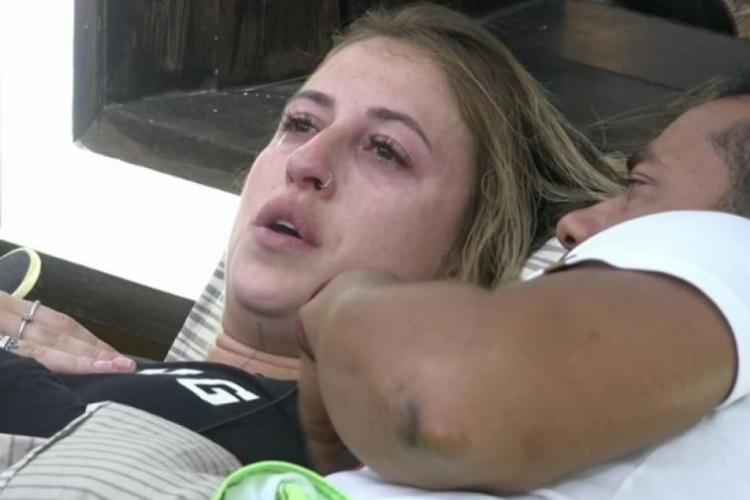 Odeio gente falsa, dispara Bifão sobre Tati Dias.(foto: Reprodução/Playplus)