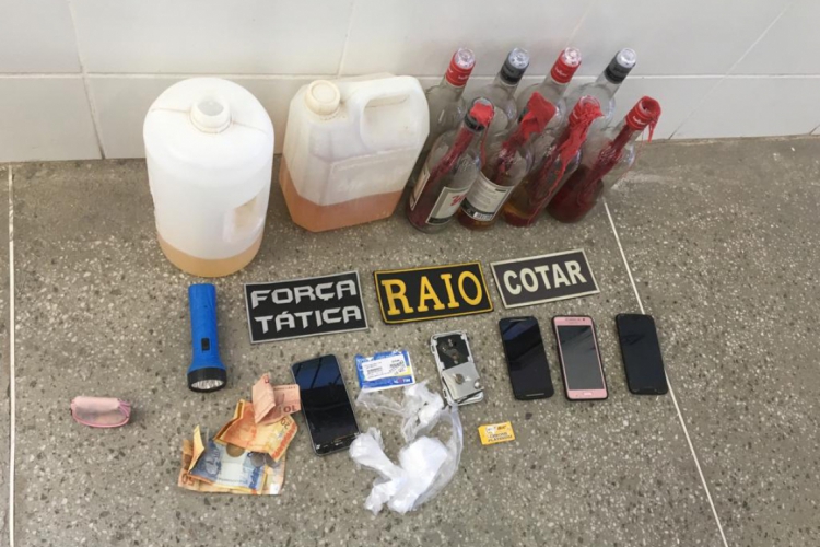 Material apreendido em Iguatu(foto: via Whatsapp O POVO)