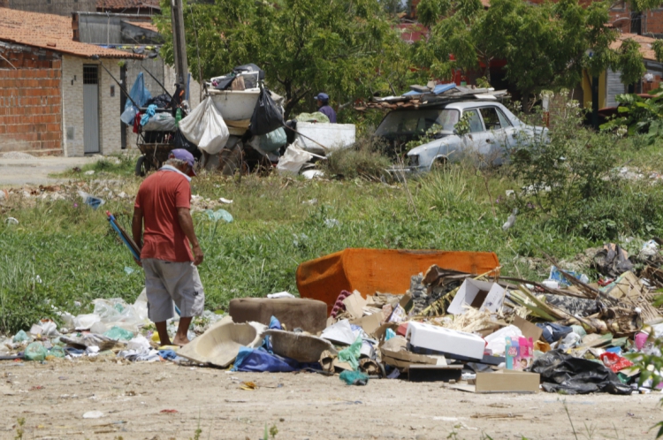 Lixo em Caucaia