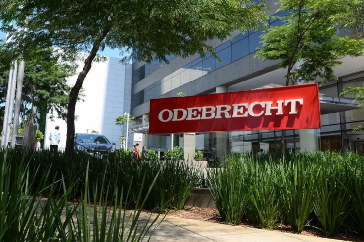 A Odebrecht não comentou o pedido de falência feito pela Caixa.