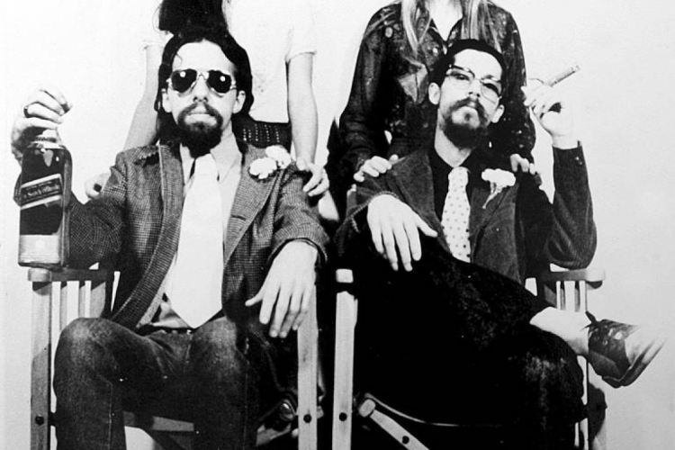 Raul Seixas teria entregado Paulo Coelho para a ditadura militar, diz livro.(foto: Divulgação/I...