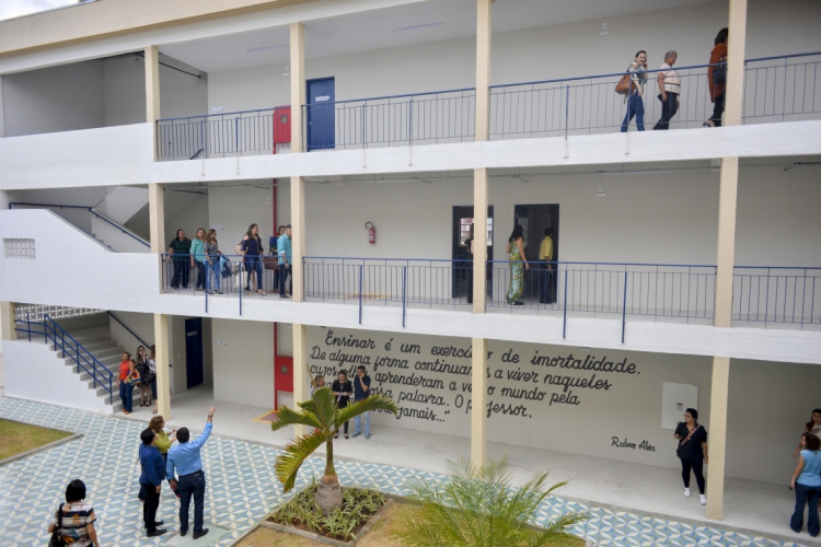 Durante o evento estiveram presentes o prefeito de Fortaleza, Roberto Cláudio, o governador do E...